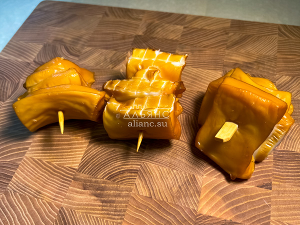 Шашлычок из кальмара х/к в Коньково