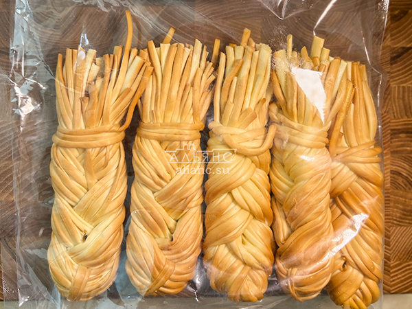 Сырный продукт ФЕРМЕРСКИЙ коса копченая в Коньково