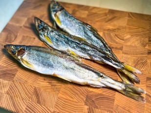 Японские снеки и крекеры: Корюшка без икры вяленая ГОСТ (крупная)