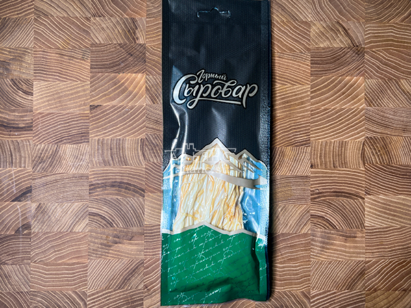 Сыр 60 гр ГОРНЫЙ СЫРОВАР (Паутинка копчёная) в Коньково