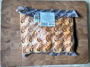 Сыр 60 гр ГОРНЫЙ СЫРОВАР (Бочонок копчёный): Сыр 1 кг ГОРНЫЙ СЫРОВАР (Метёлка аджика)